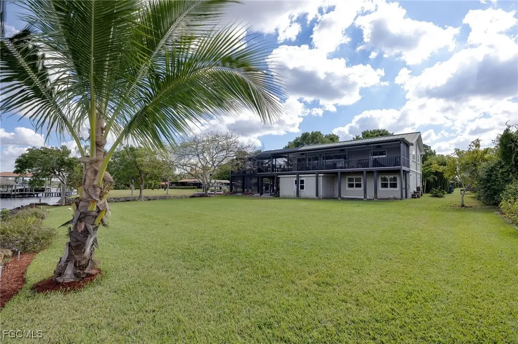 2121 Sebastian Court Alva FL 33920