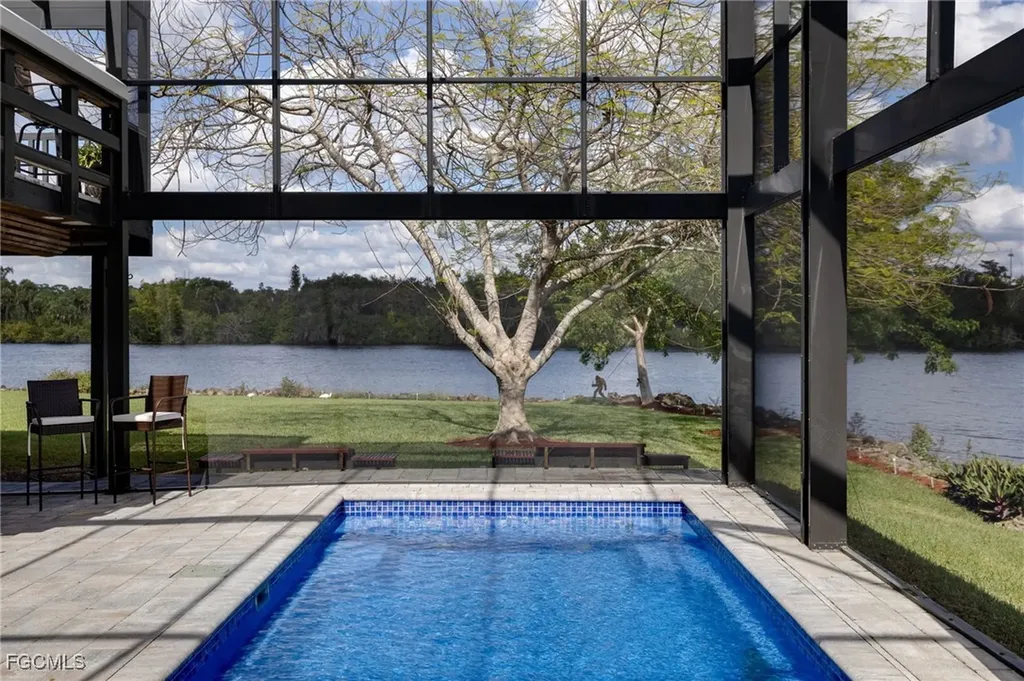 2121 Sebastian Court Alva FL 33920