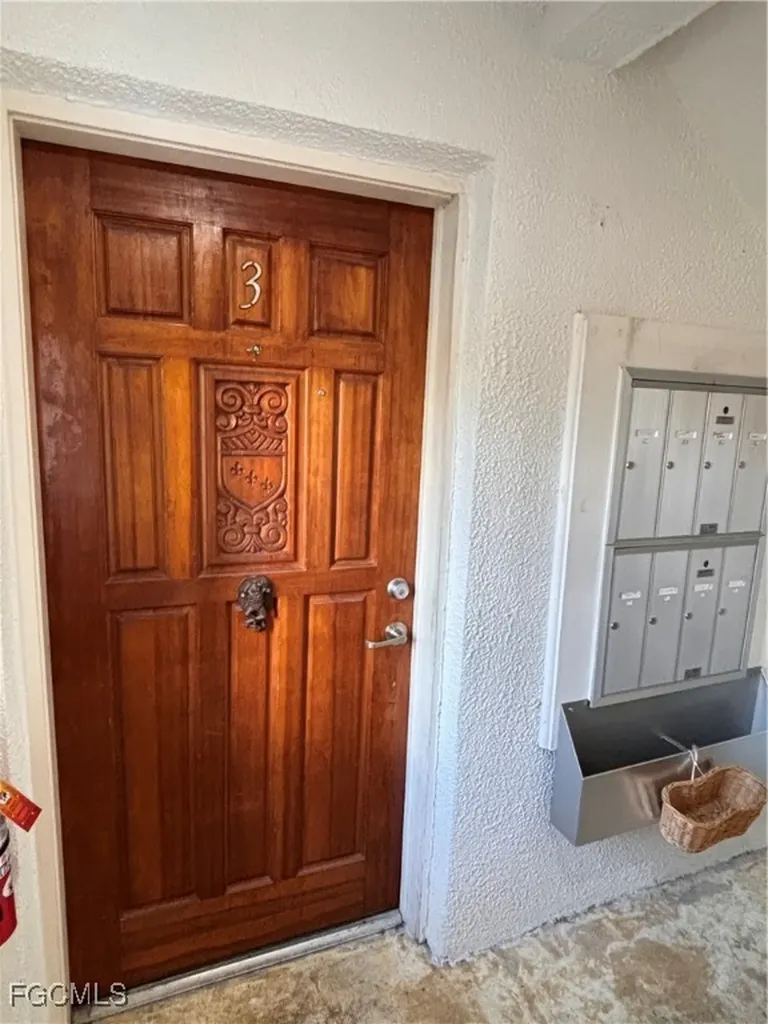7007 New Post Drive North Fort Myers FL 33917