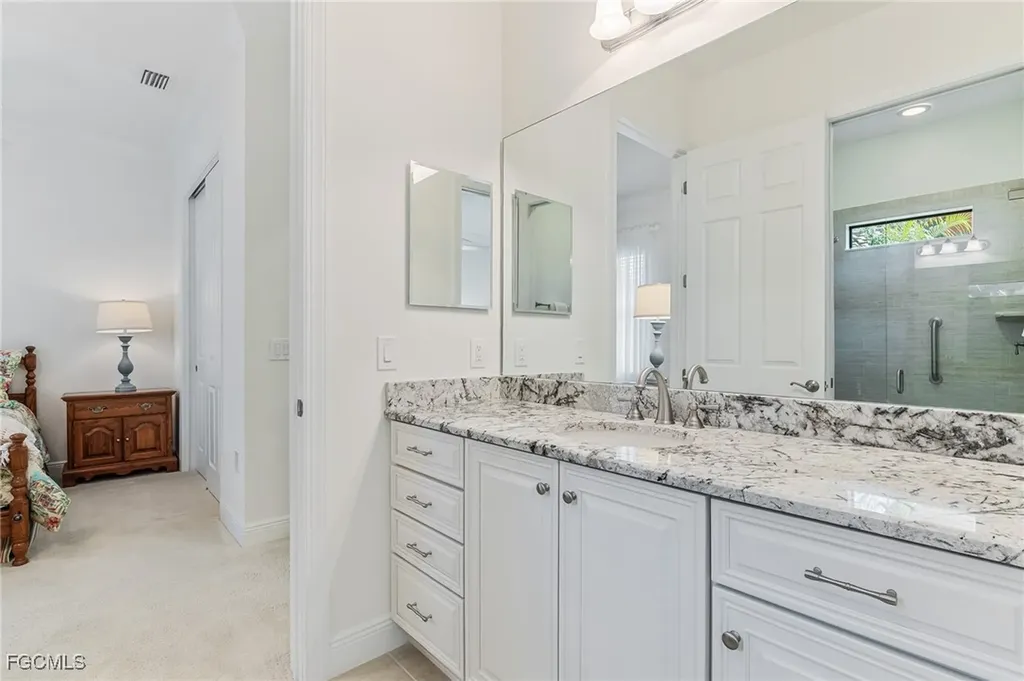 12459 Kentwood Avenue Fort Myers FL 33913