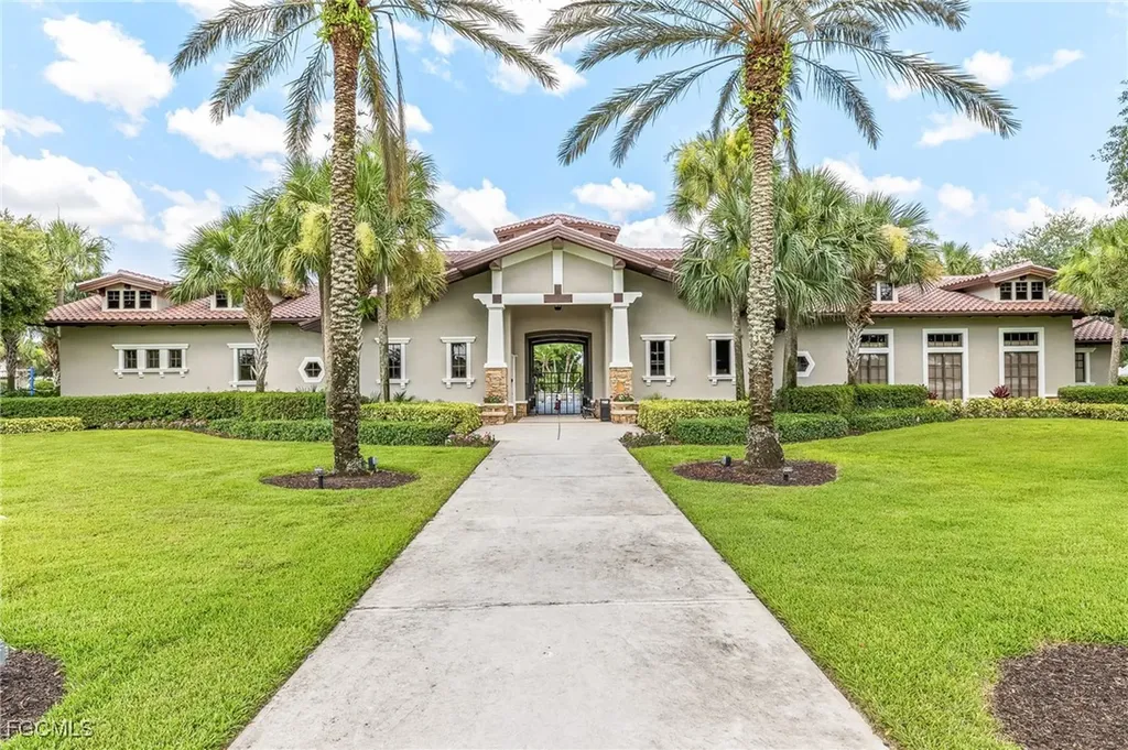 12459 Kentwood Avenue Fort Myers FL 33913