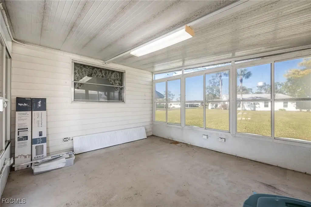 13 Pinewood Boulevard Lehigh Acres FL 33936