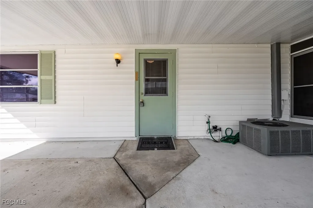 13 Pinewood Boulevard Lehigh Acres FL 33936