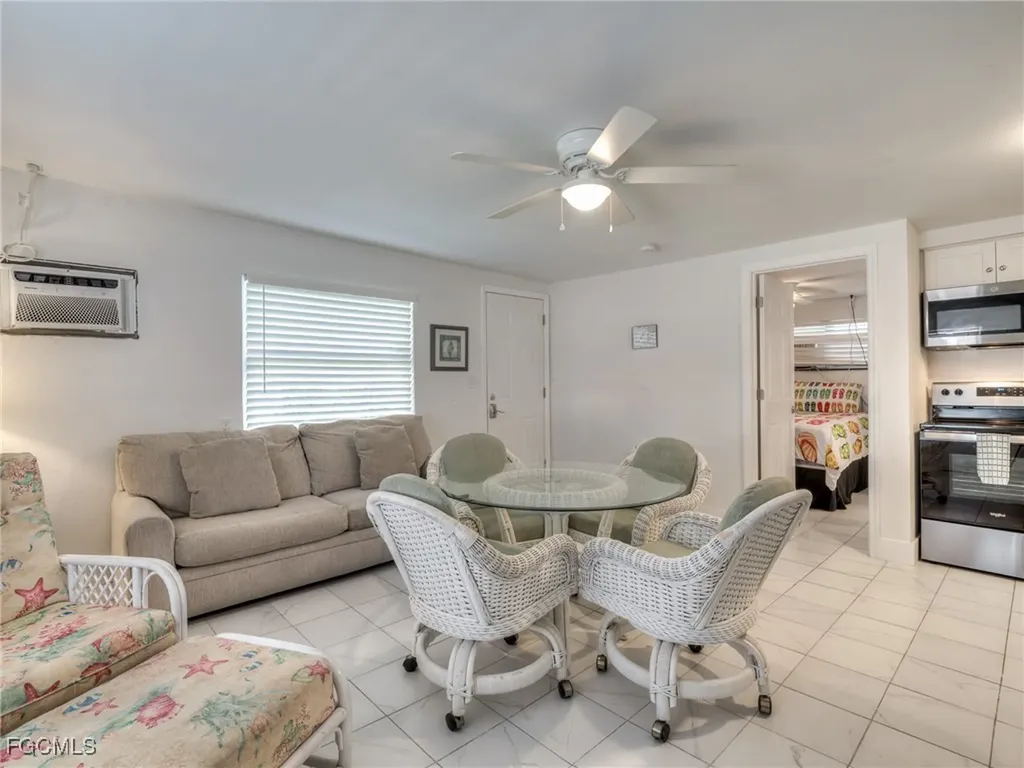 130-132 Delmar Avenue Fort Myers Beach FL 33931