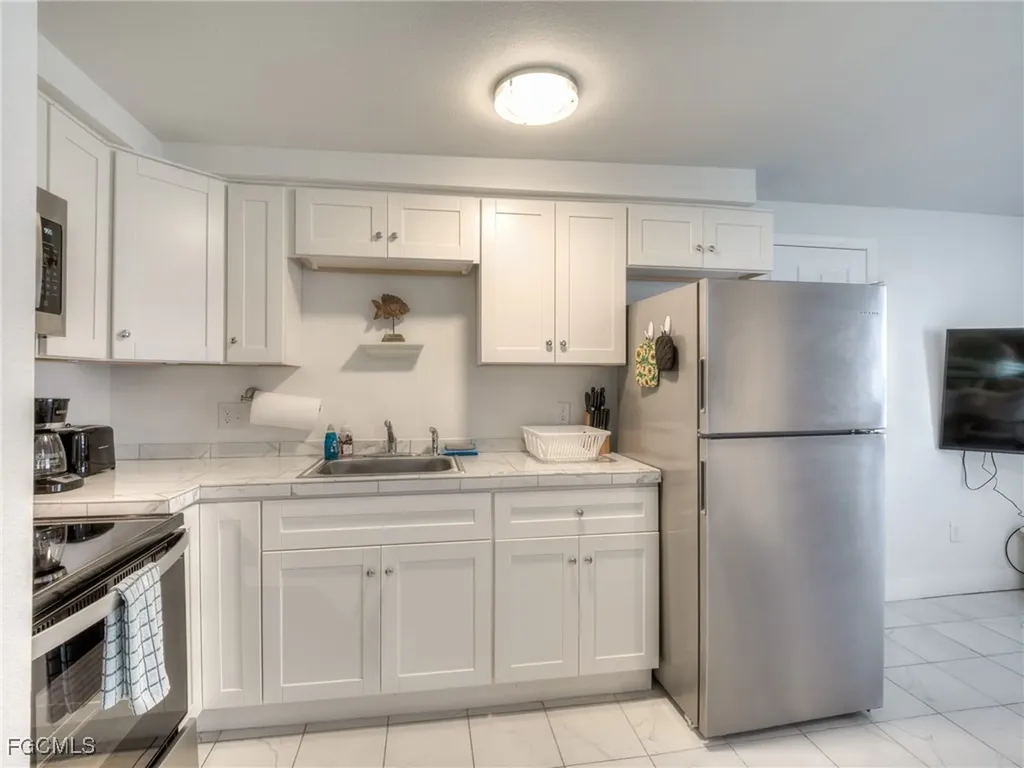 130-132 Delmar Avenue Fort Myers Beach FL 33931