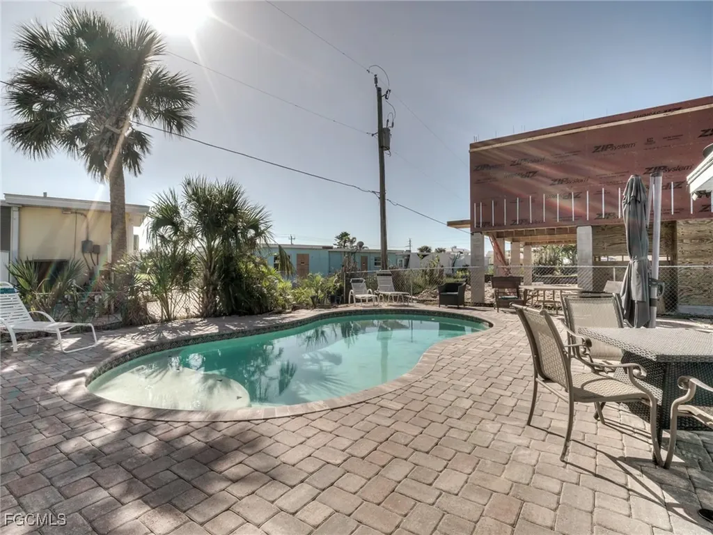 130-132 Delmar Avenue Fort Myers Beach FL 33931