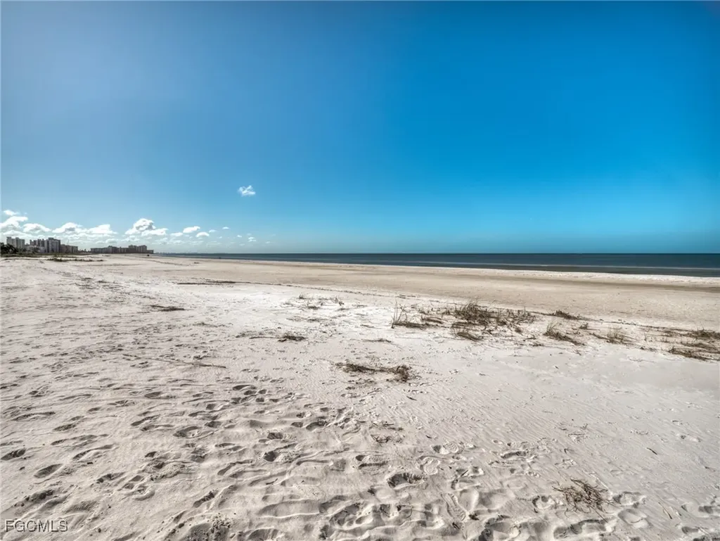 130-132 Delmar Avenue Fort Myers Beach FL 33931