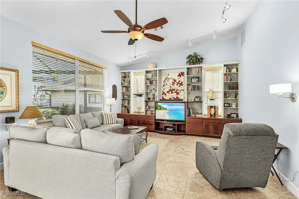 5603 SW 11th Avenue Cape Coral FL 33914