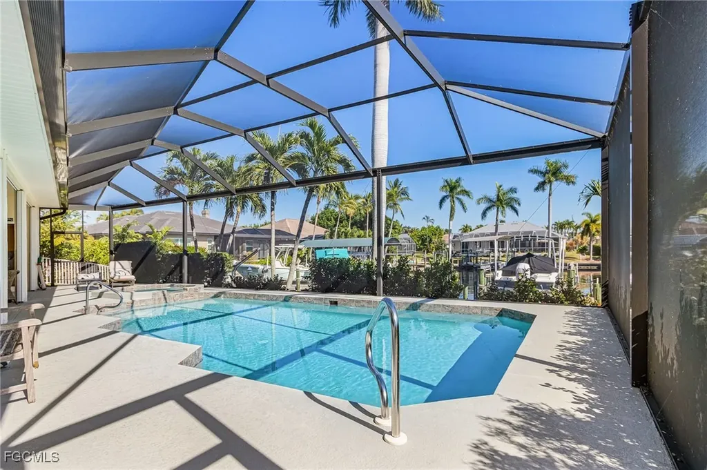 5603 SW 11th Avenue Cape Coral FL 33914