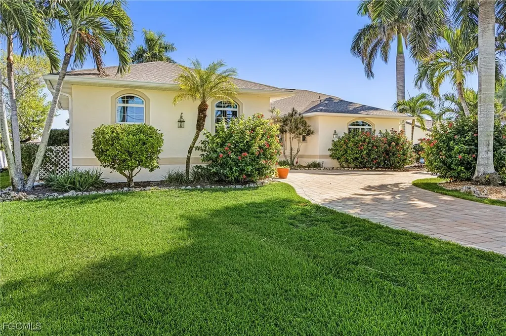 5603 SW 11th Avenue Cape Coral FL 33914