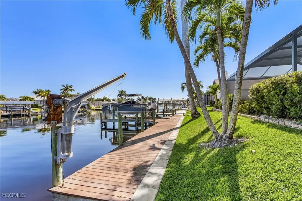 5603 SW 11th Avenue Cape Coral FL 33914