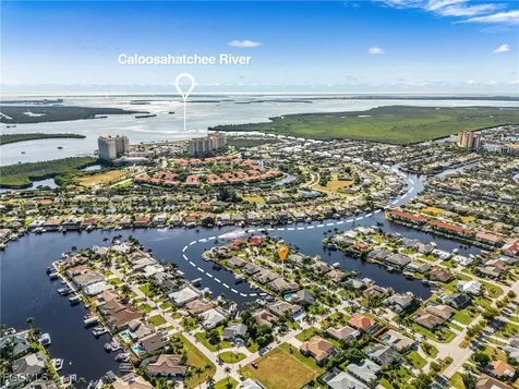 5603 SW 11th Avenue Cape Coral FL 33914