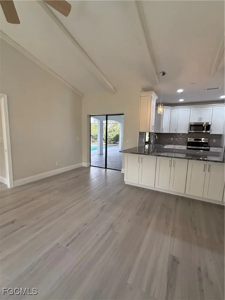 711 SE 33rd Terrace Cape Coral FL 33904