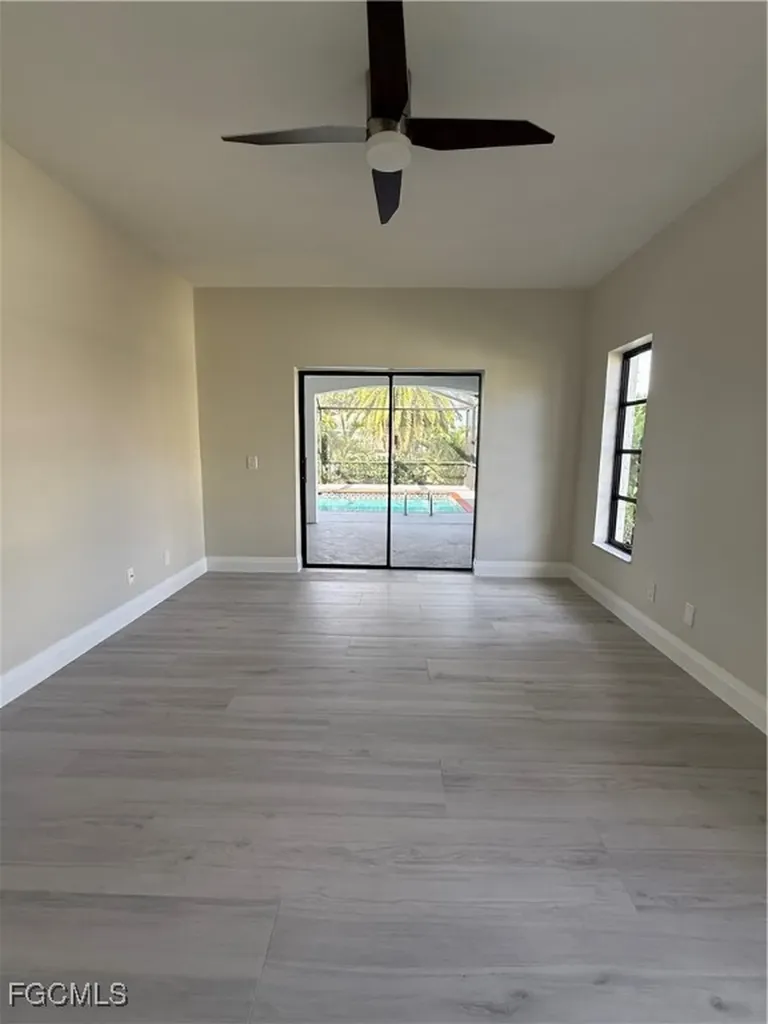 711 SE 33rd Terrace Cape Coral FL 33904