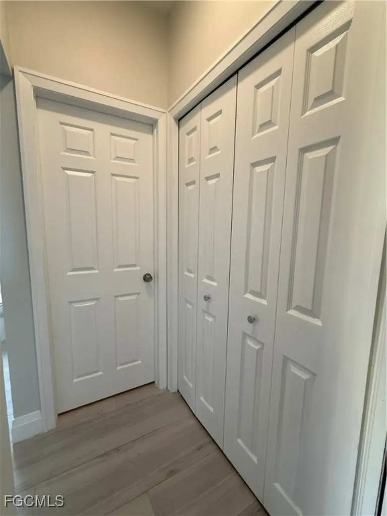 711 SE 33rd Terrace Cape Coral FL 33904