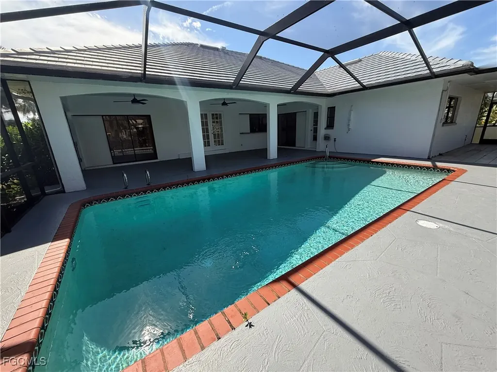 711 SE 33rd Terrace Cape Coral FL 33904