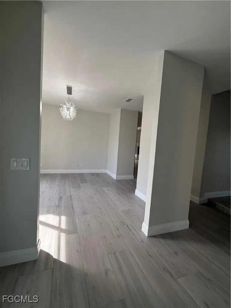 711 SE 33rd Terrace Cape Coral FL 33904