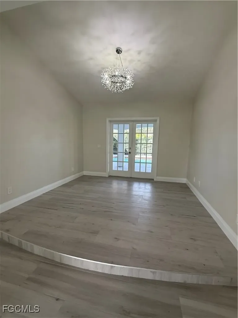 711 SE 33rd Terrace Cape Coral FL 33904
