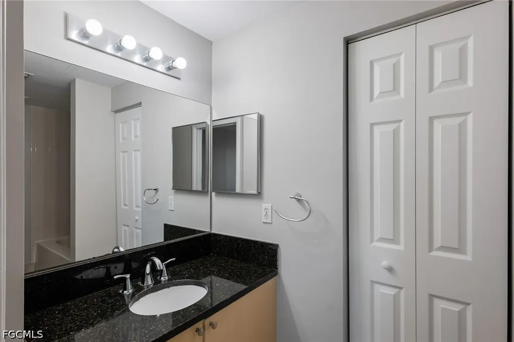 1105 Reserve Court Naples FL 34105