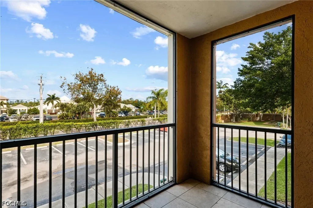 1105 Reserve Court Naples FL 34105