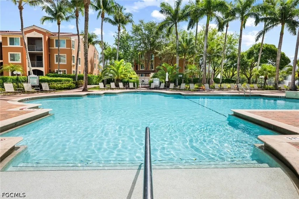 1105 Reserve Court Naples FL 34105