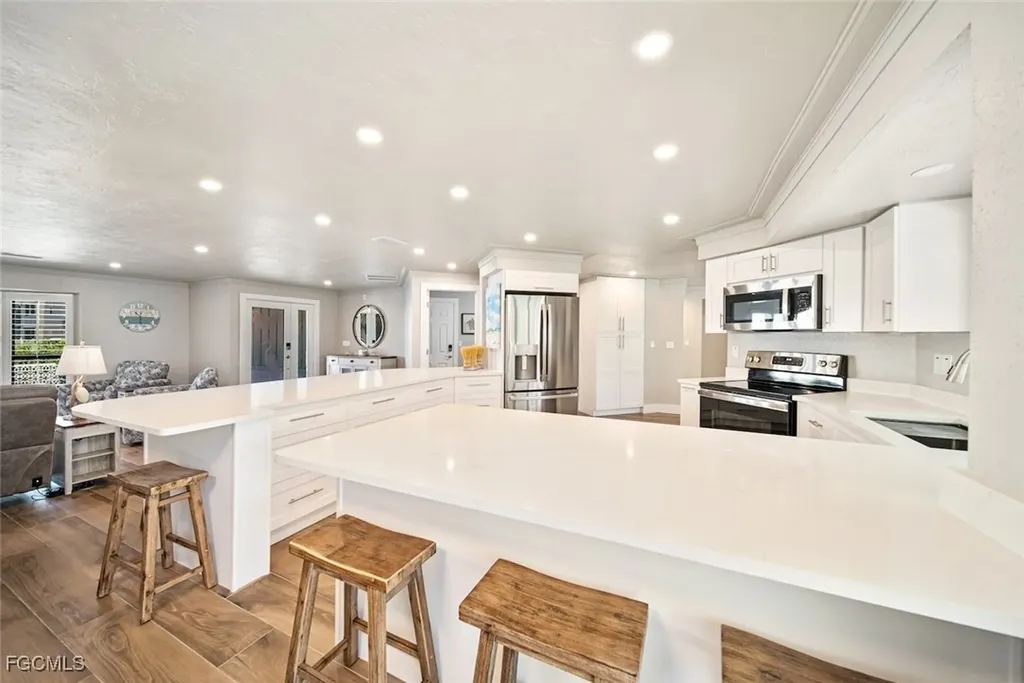1270 Par View Drive Sanibel FL 33957
