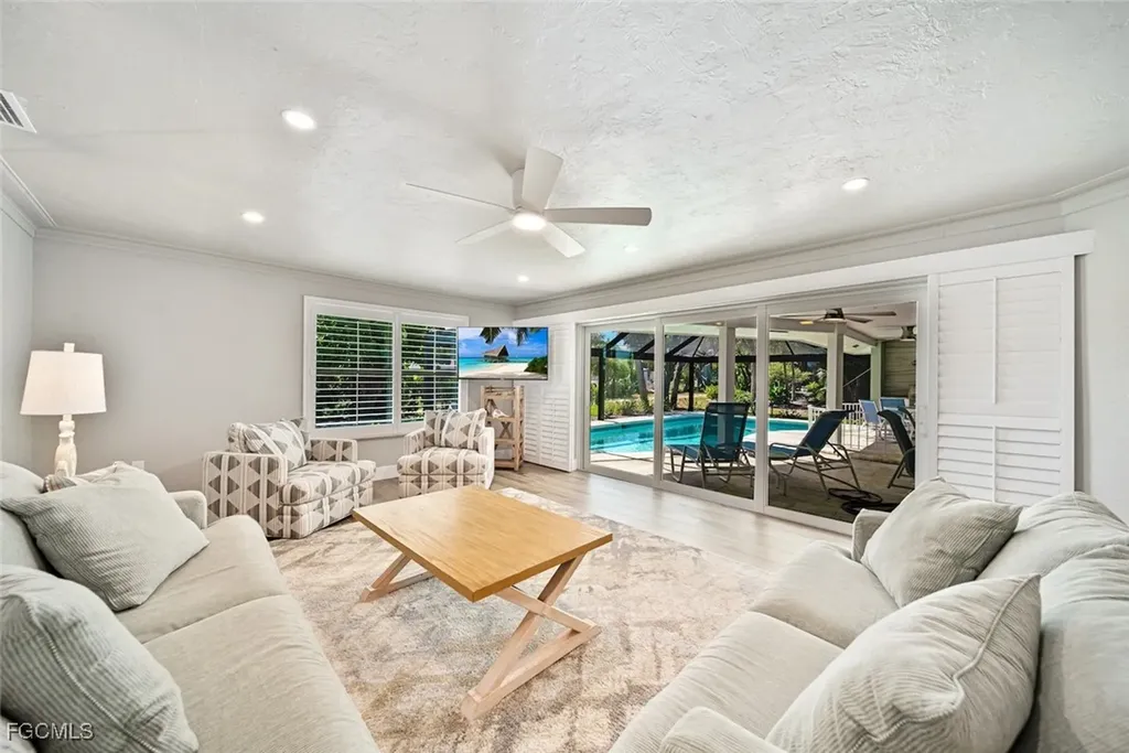 1270 Par View Drive Sanibel FL 33957