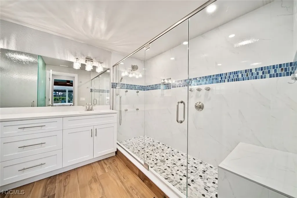 1270 Par View Drive Sanibel FL 33957