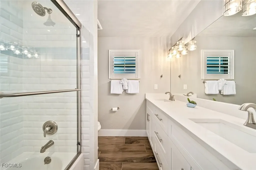 1270 Par View Drive Sanibel FL 33957