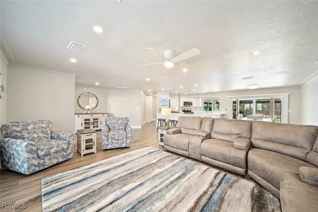 1270 Par View Drive Sanibel FL 33957