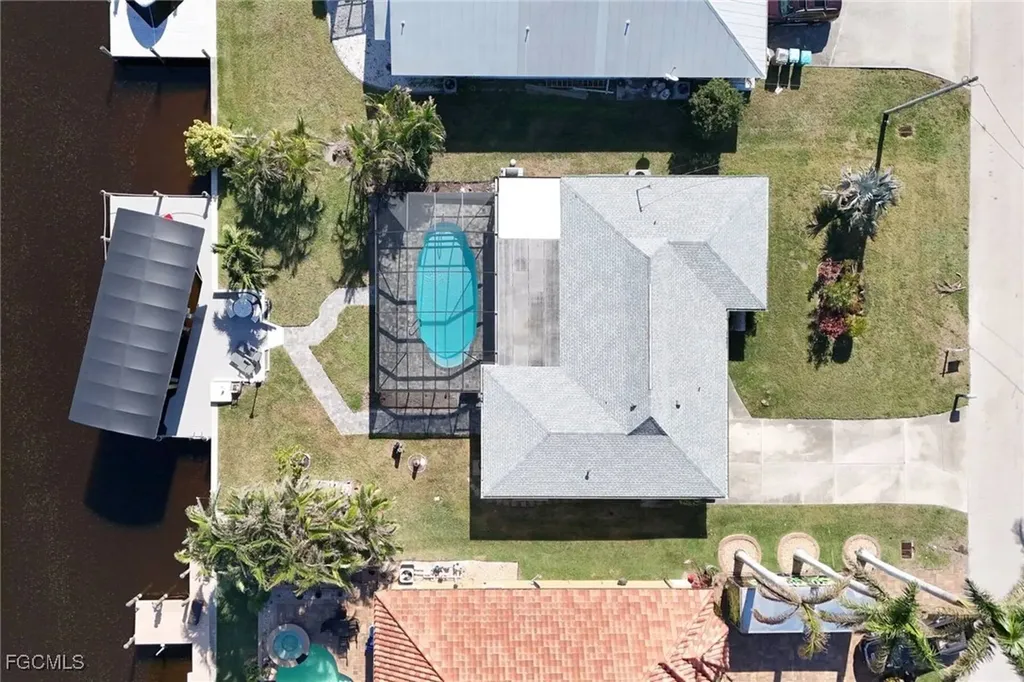 5343 Del Monte Court Cape Coral FL 33904