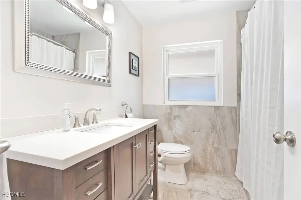 5343 Del Monte Court Cape Coral FL 33904