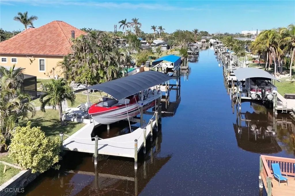 5343 Del Monte Court Cape Coral FL 33904