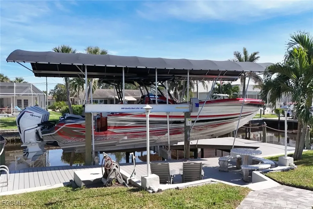 5343 Del Monte Court Cape Coral FL 33904