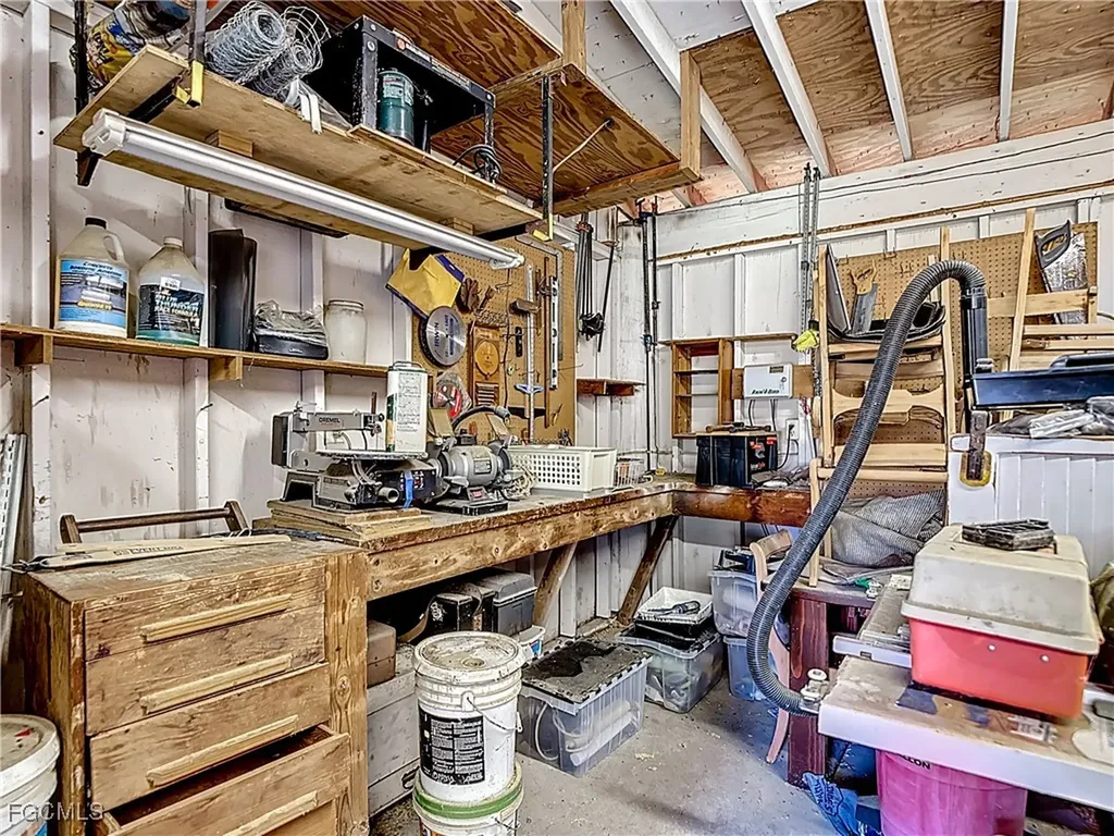 10270 Deer Run Farms Road Fort Myers FL 33966