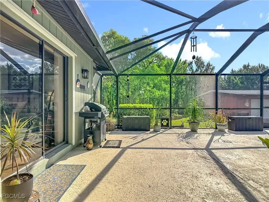 10270 Deer Run Farms Road Fort Myers FL 33966