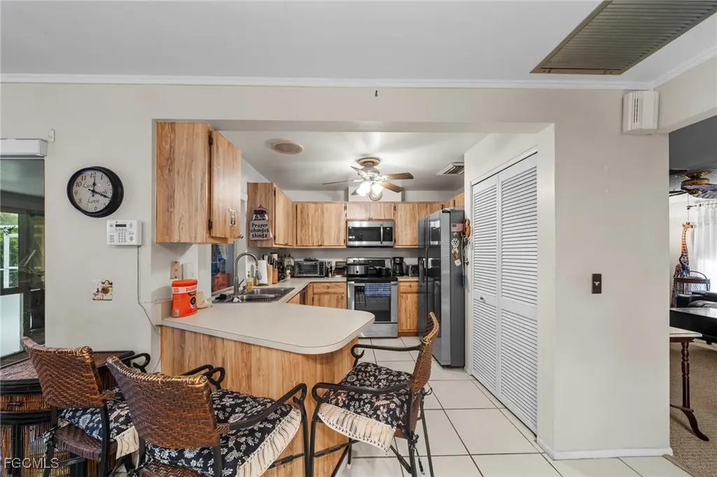 1501 SE 19th Lane Cape Coral FL 33990