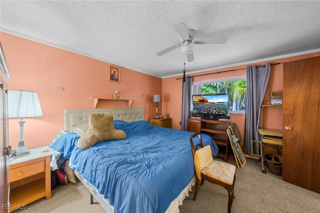 1501 SE 19th Lane Cape Coral FL 33990