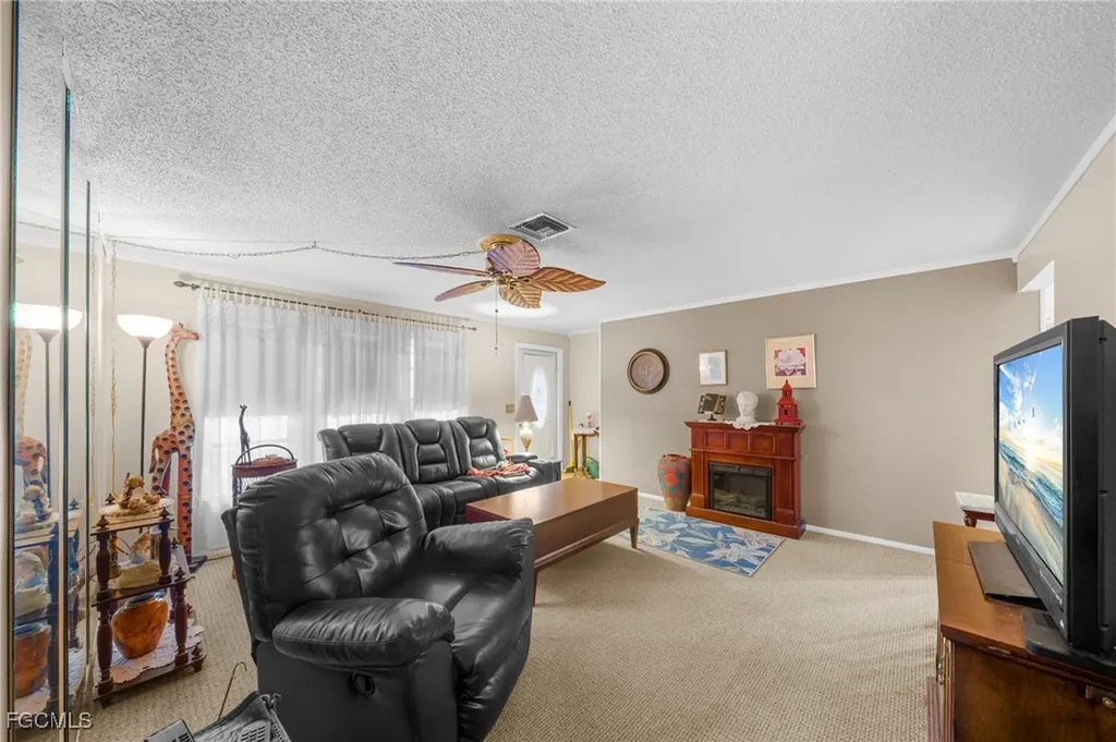 1501 SE 19th Lane Cape Coral FL 33990