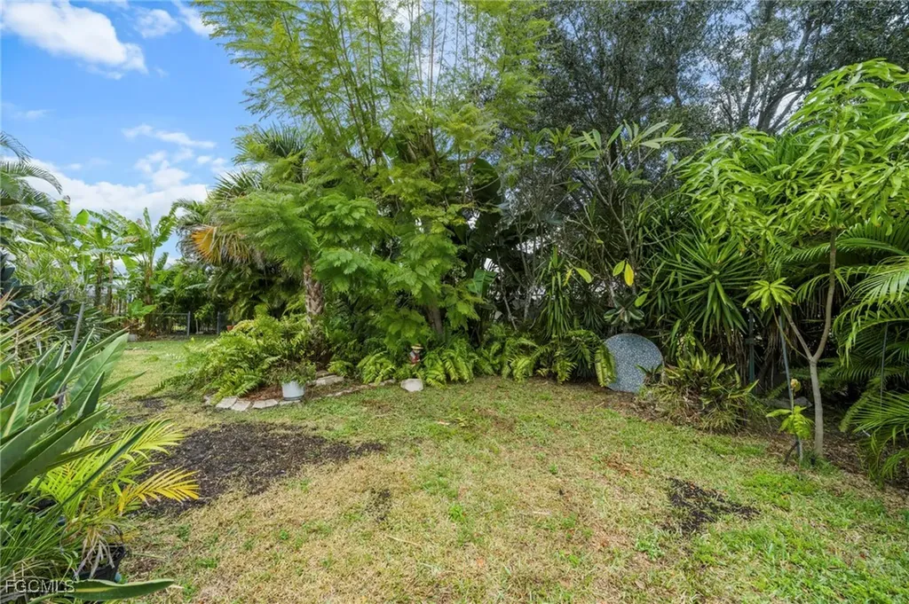 1501 SE 19th Lane Cape Coral FL 33990