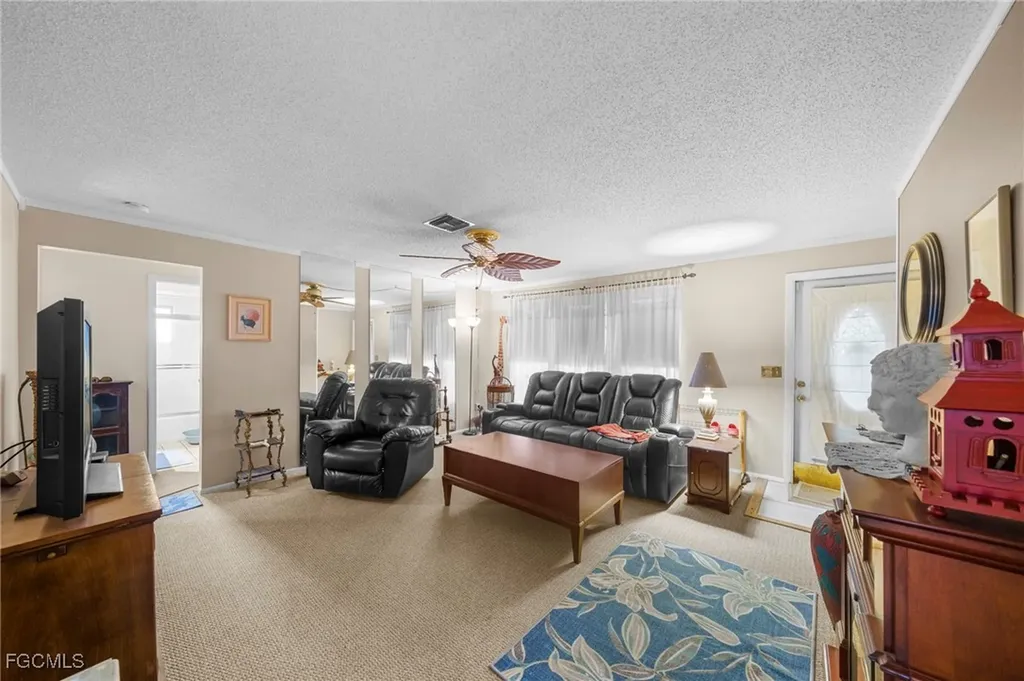 1501 SE 19th Lane Cape Coral FL 33990