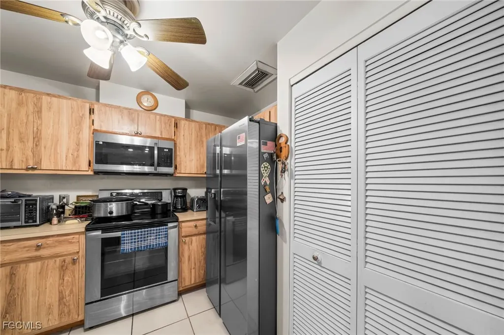 1501 SE 19th Lane Cape Coral FL 33990