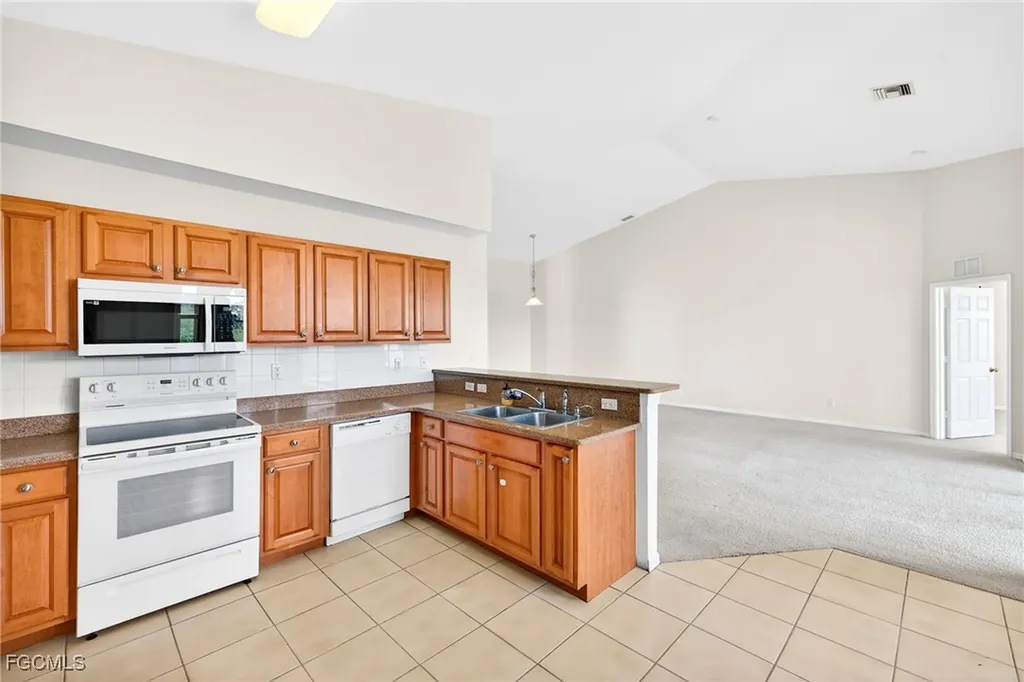 11865 Bayport Lane Fort Myers FL 33908