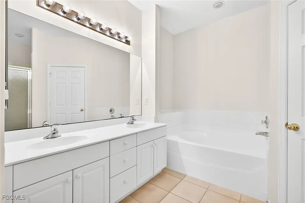 11865 Bayport Lane Fort Myers FL 33908
