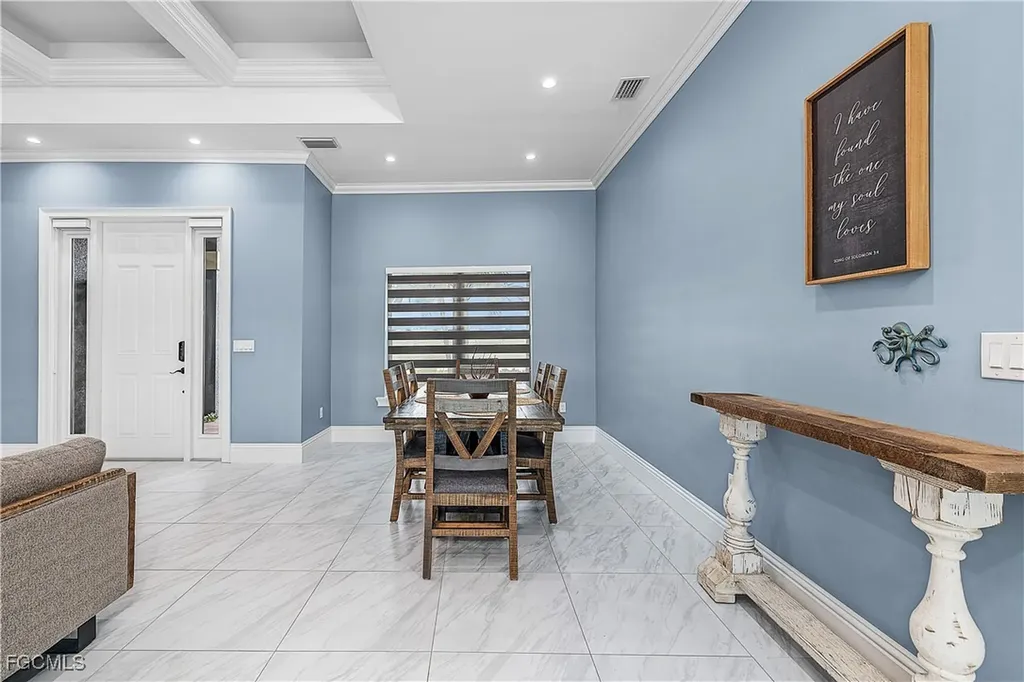 2322 Trafalgar Parkway Cape Coral FL 33991