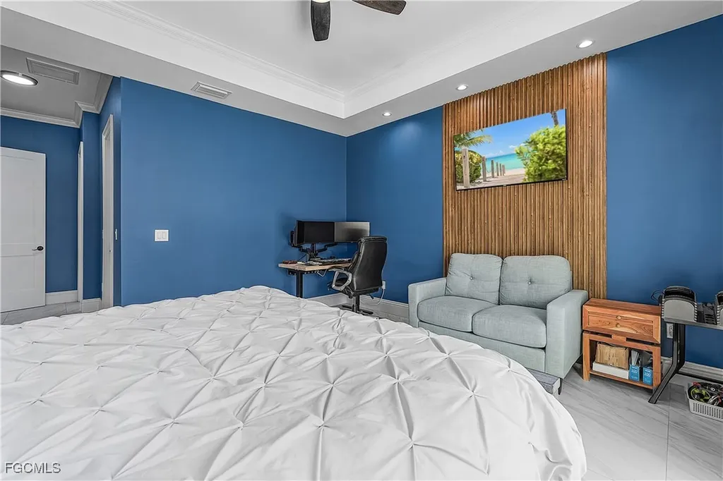 2322 Trafalgar Parkway Cape Coral FL 33991