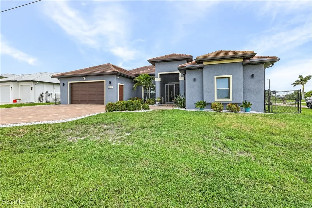 2322 Trafalgar Parkway Cape Coral FL 33991