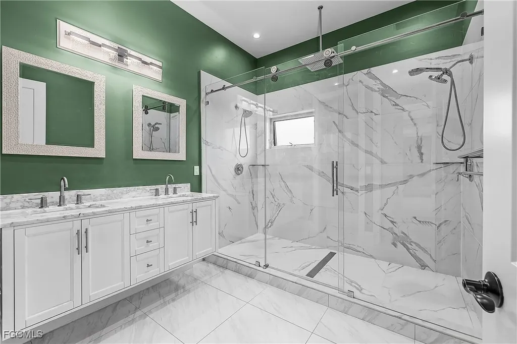 2322 Trafalgar Parkway Cape Coral FL 33991