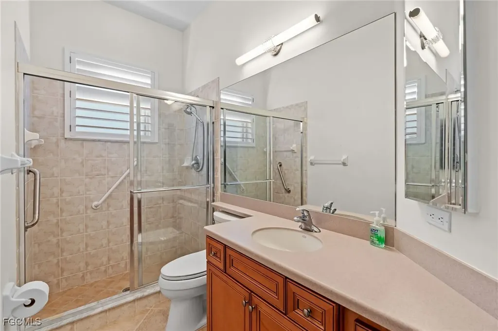 8429 Laurel Lakes Boulevard Naples FL 34119