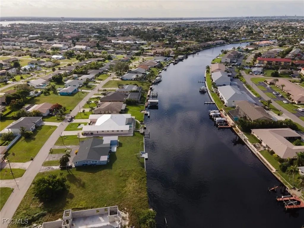 3806 SE 12th Avenue Cape Coral FL 33904